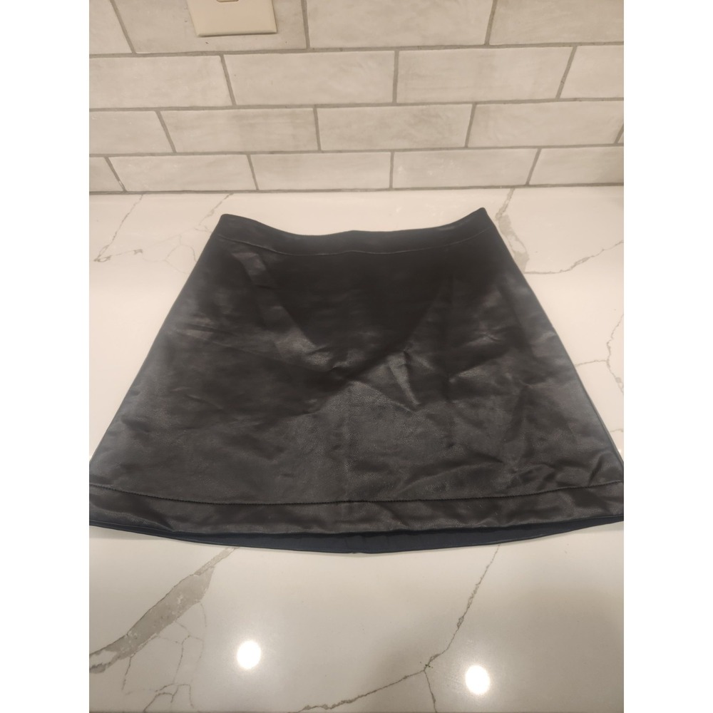 Gap Women's Mini Skirt Faux‎ Leather Black A Line Size 8 Small